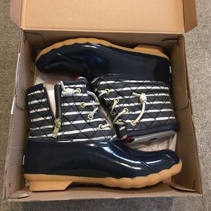 BRAND NEW sperry duck boots